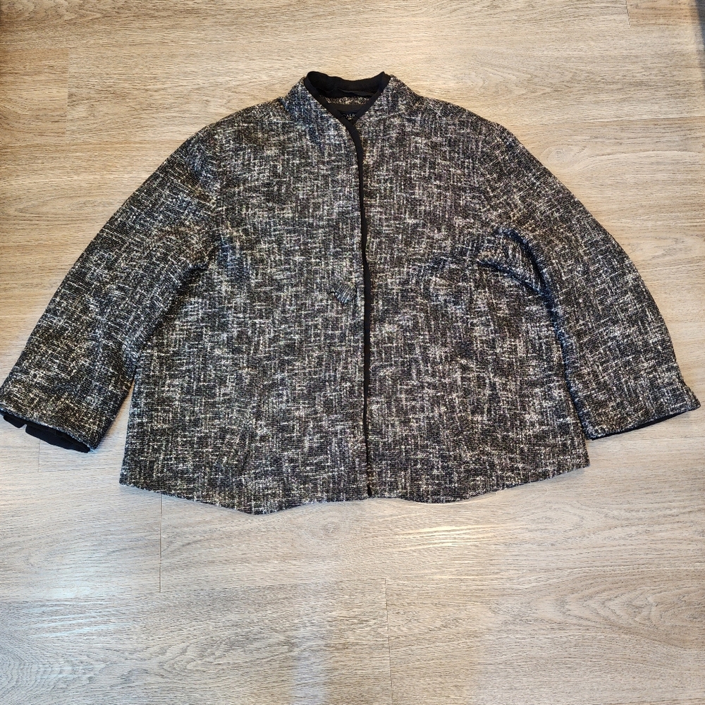 Talbots Womens 1X Boucle Tweed Gray and Black Ribbon Trimmed Cropped Blazer